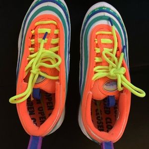 Nike air 24/7 size 4.5